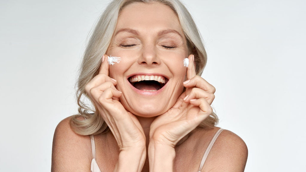Les meilleures crèmes anti-âge pour femme efficaces et naturelles